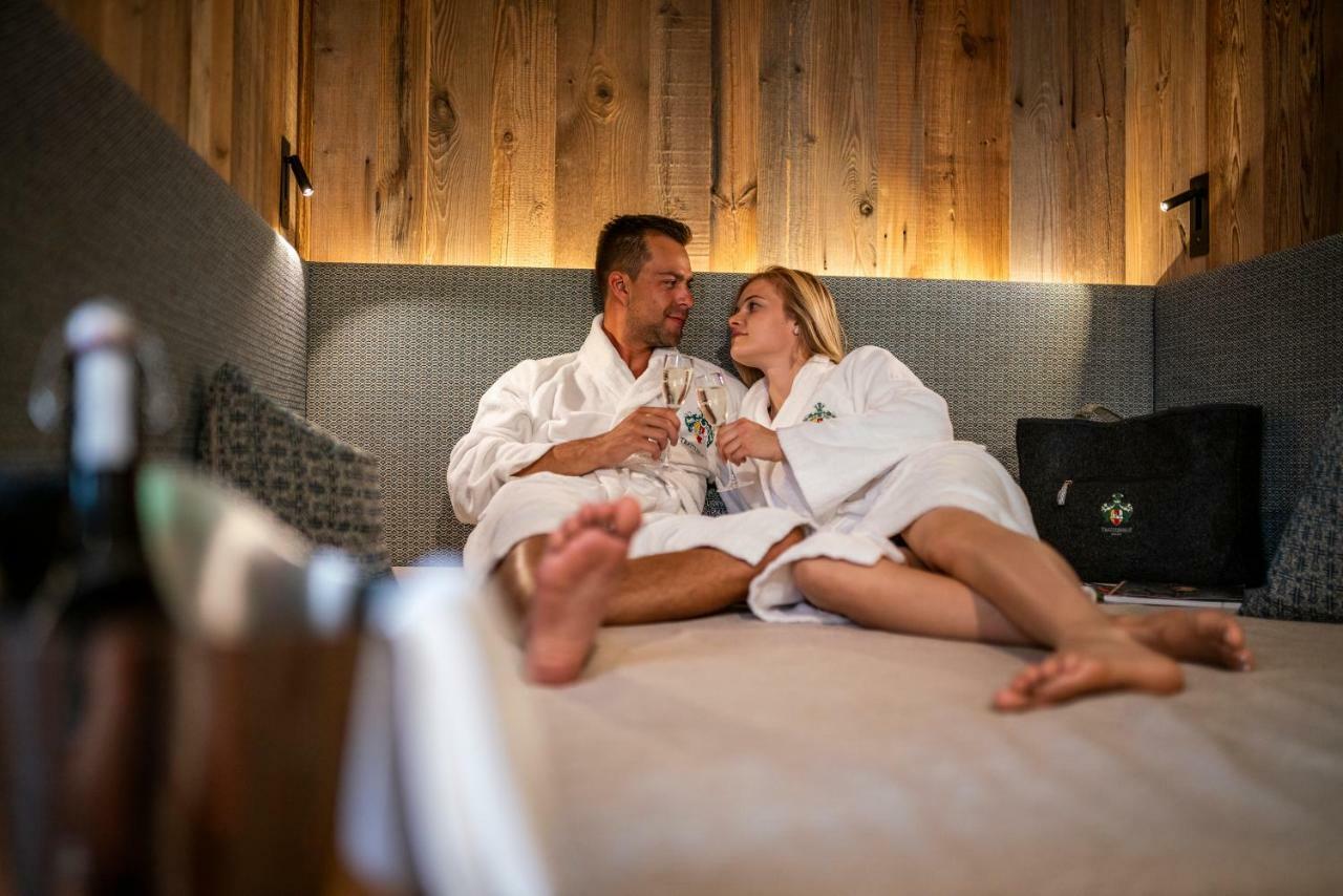 Hotel Trattlerhof Bad Kleinkirchheim Eksteriør billede