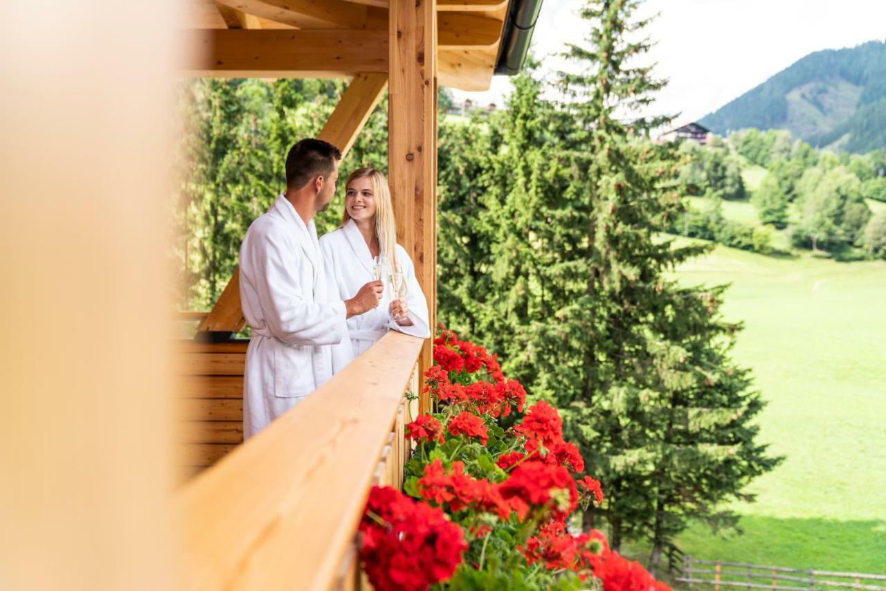 Hotel Trattlerhof Bad Kleinkirchheim Eksteriør billede